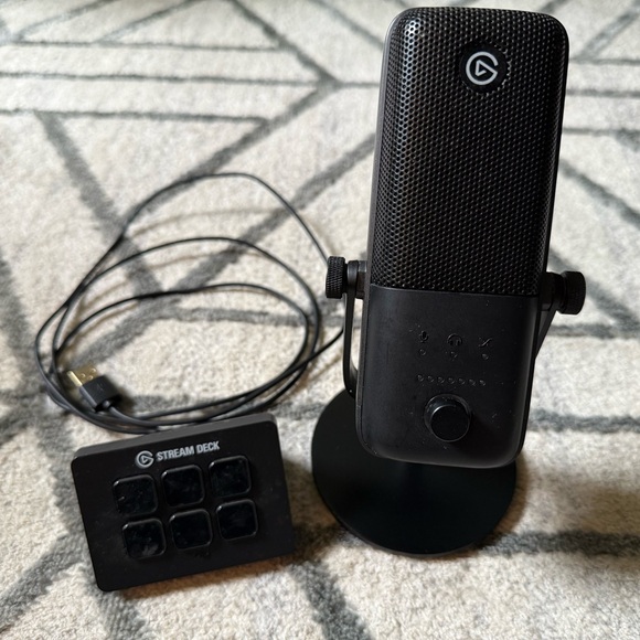 VELODYNE CT-120 POWERED SUBWOOFER Very Loud - Main Image